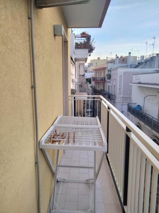 פולינאנו א מארה Chiale Holiday Apartments מראה חיצוני תמונה