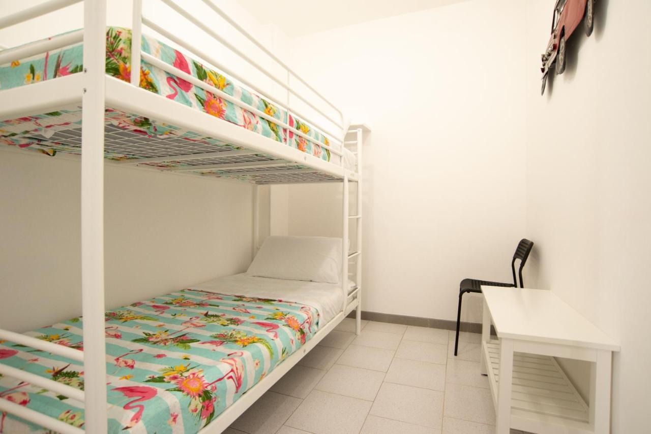 פולינאנו א מארה Chiale Holiday Apartments מראה חיצוני תמונה