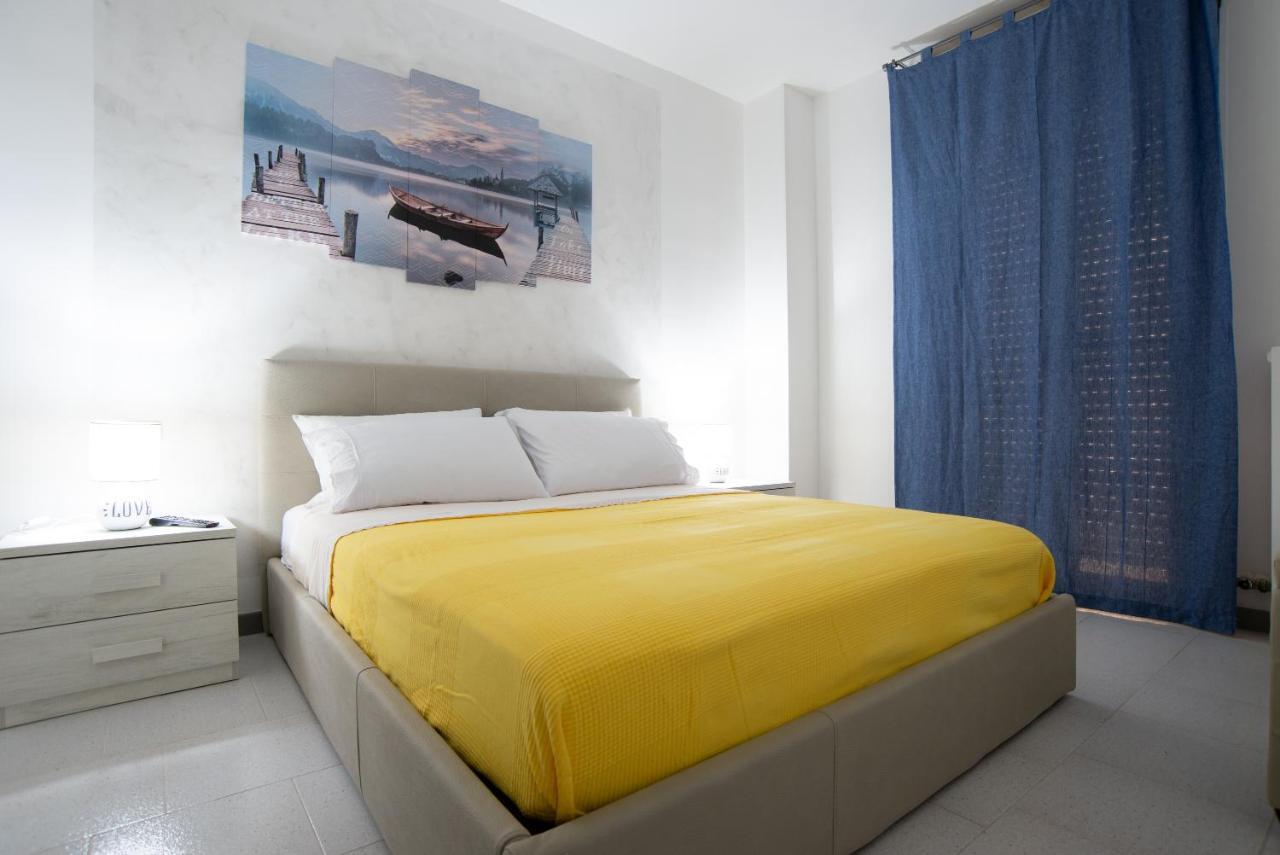 פולינאנו א מארה Chiale Holiday Apartments מראה חיצוני תמונה
